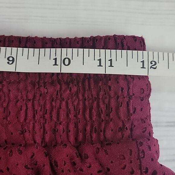 Maurices pull-on style faux leather cut-out shorts - burgundy Women's Size S - Picture 10 of 12